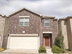 Building Photo - 3730 Main Poplar Dr