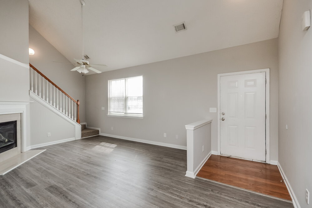 Building Photo - 145 Meadowridge Dr