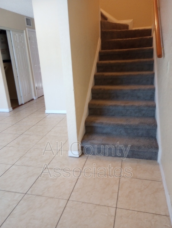 Building Photo - 8937 Cochise Ln