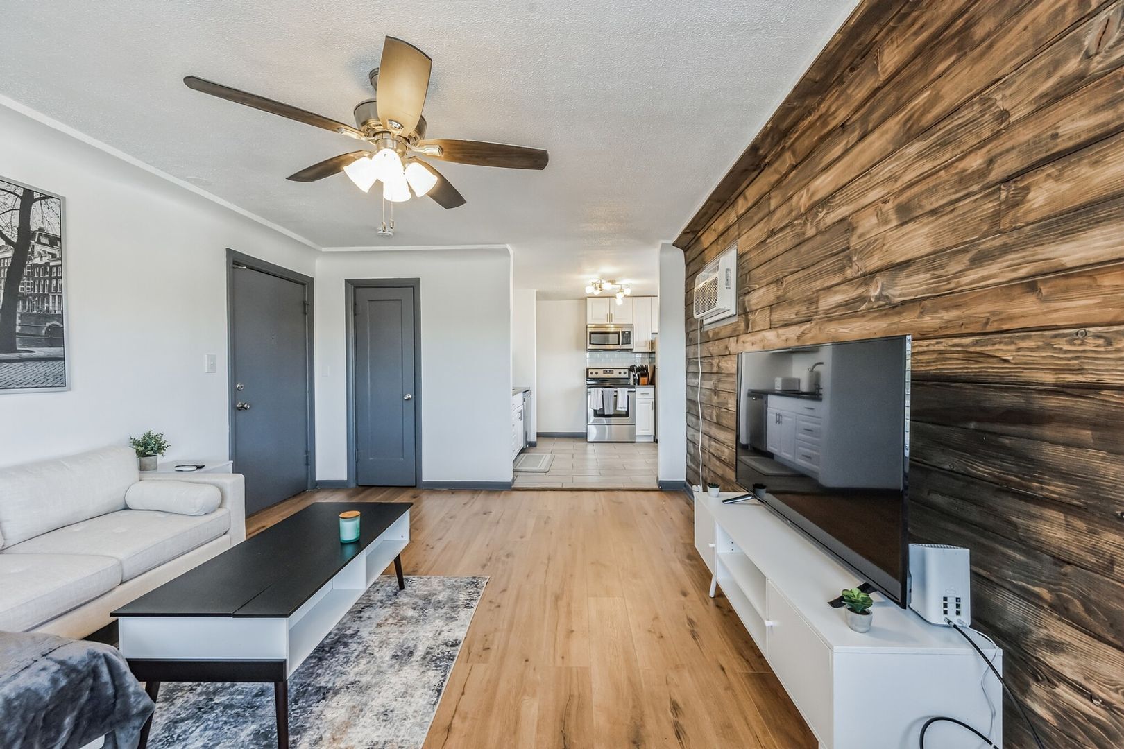 Building Photo - 3525 S Bannock St