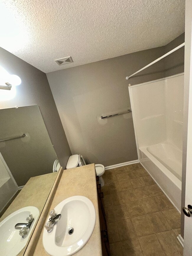 Building Photo - 3411 Silty Ct