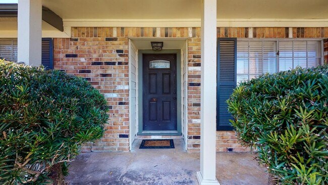 Building Photo - 11807 Monticeto Ln