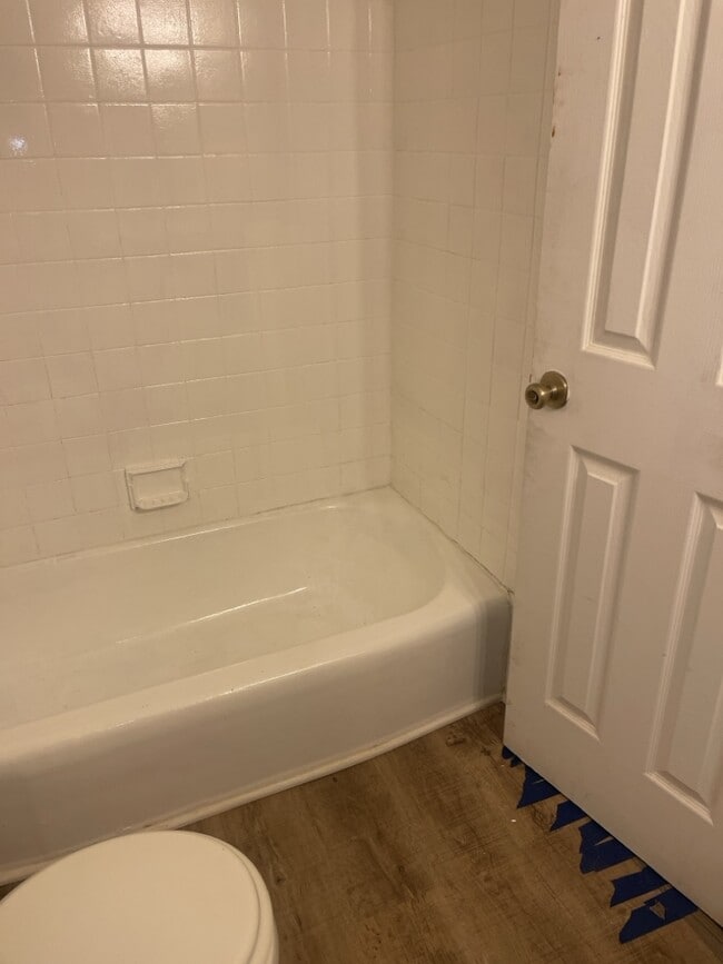 Building Photo - 6105 Trent Dr NW