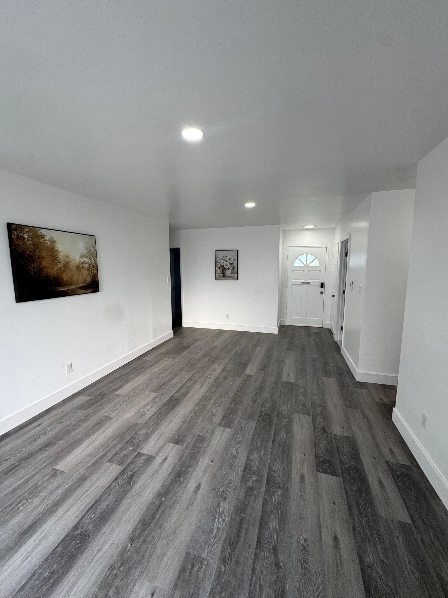 Building Photo - 1515 Camphor Dr