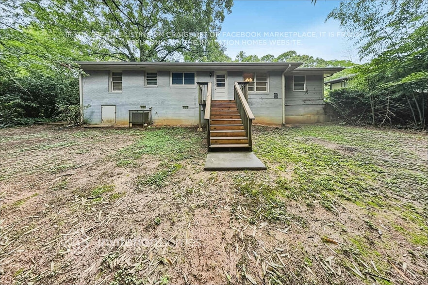 Building Photo - 2751 Flagstone Dr SE