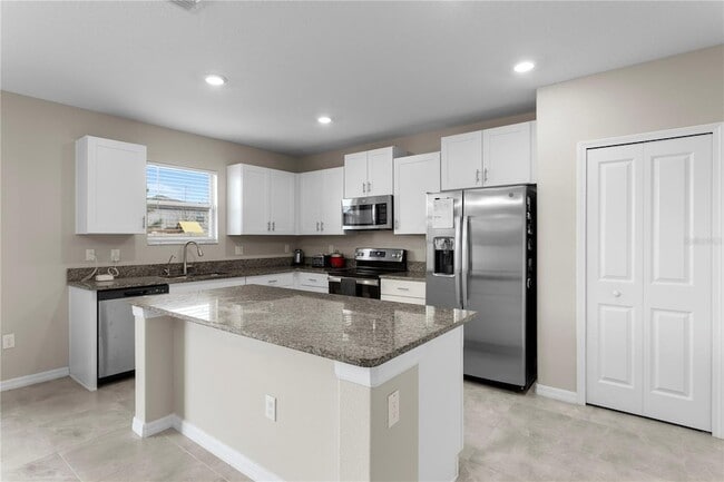 Building Photo - 7109 Paradise Island Ct