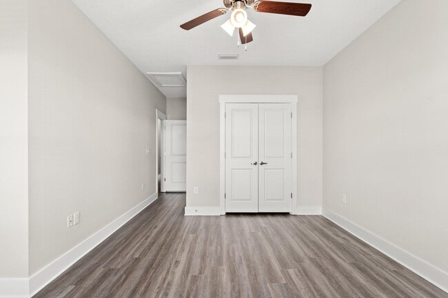 Building Photo - 118 N Sand Palm Rd