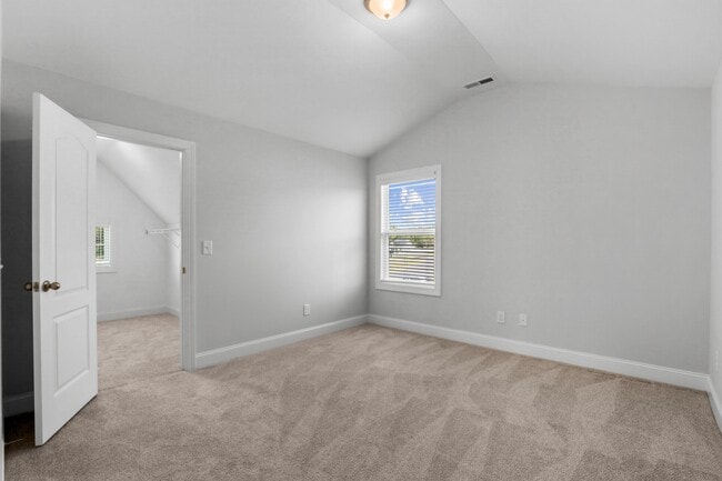 Building Photo - 710 Tuscany Cir