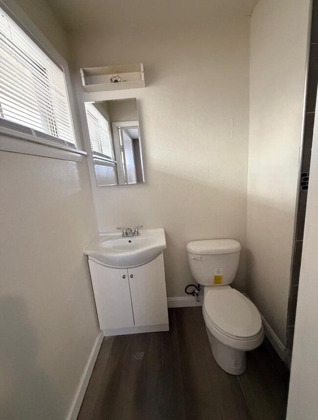 Building Photo - 5629 W Lincoln Creek Dr