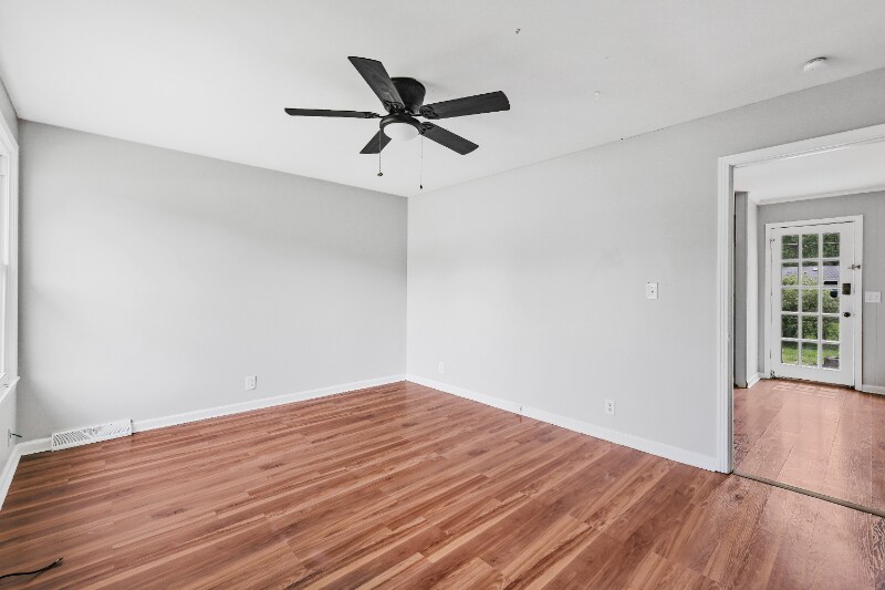Building Photo - 106 Winston Ct