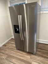 Building Photo - 705 Custer Ave