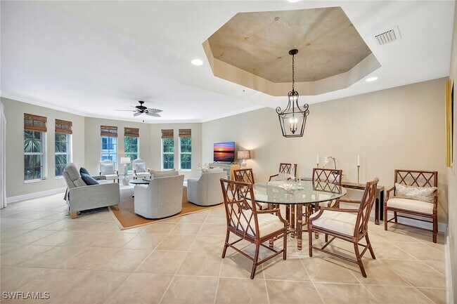 Building Photo - 1004 5th St S