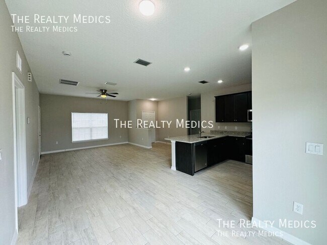 Building Photo - 1364 Gibbs Rd SW