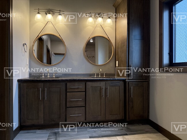 Building Photo - 4866 Prairie School Dr