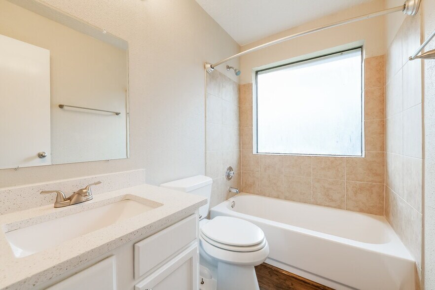 Building Photo - 13819 Smokey Trail Dr
