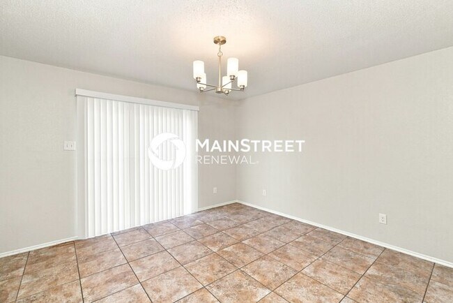 Building Photo - 3 Bedroom Pet-Friendly Home in Fort Worth, TX with Main Street Renewal