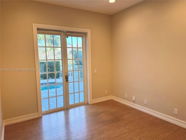 Building Photo - 1317 SW 23rd St