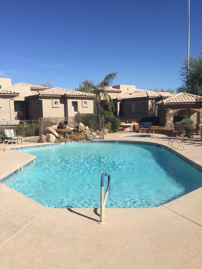 Community Pool - 13700 N Fountain Hills Blvd