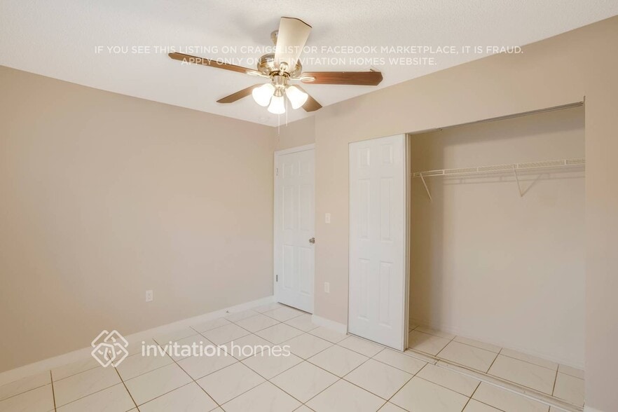 Building Photo - 16850 SW 92nd Ave