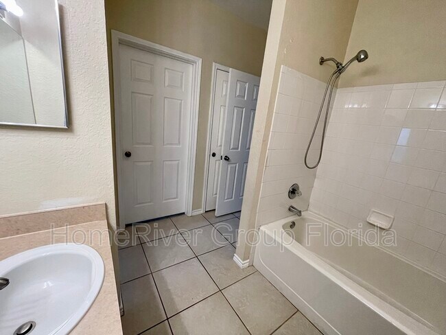 Building Photo - 4302 Bayside Village Dr