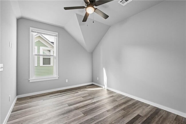 Building Photo - 772 S Locust Ave