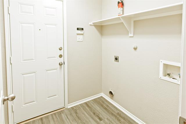 Building Photo - 1129 Acacia Dr