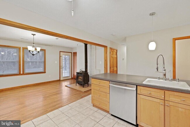 Building Photo - 318 Wicomico Rd