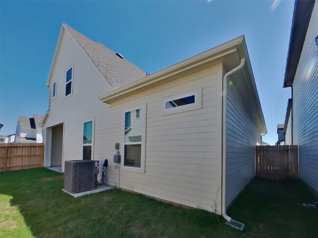 Building Photo - 22817 Terrazzo Dr