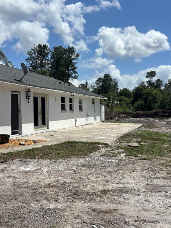 Building Photo - 510 S Cedar Ave