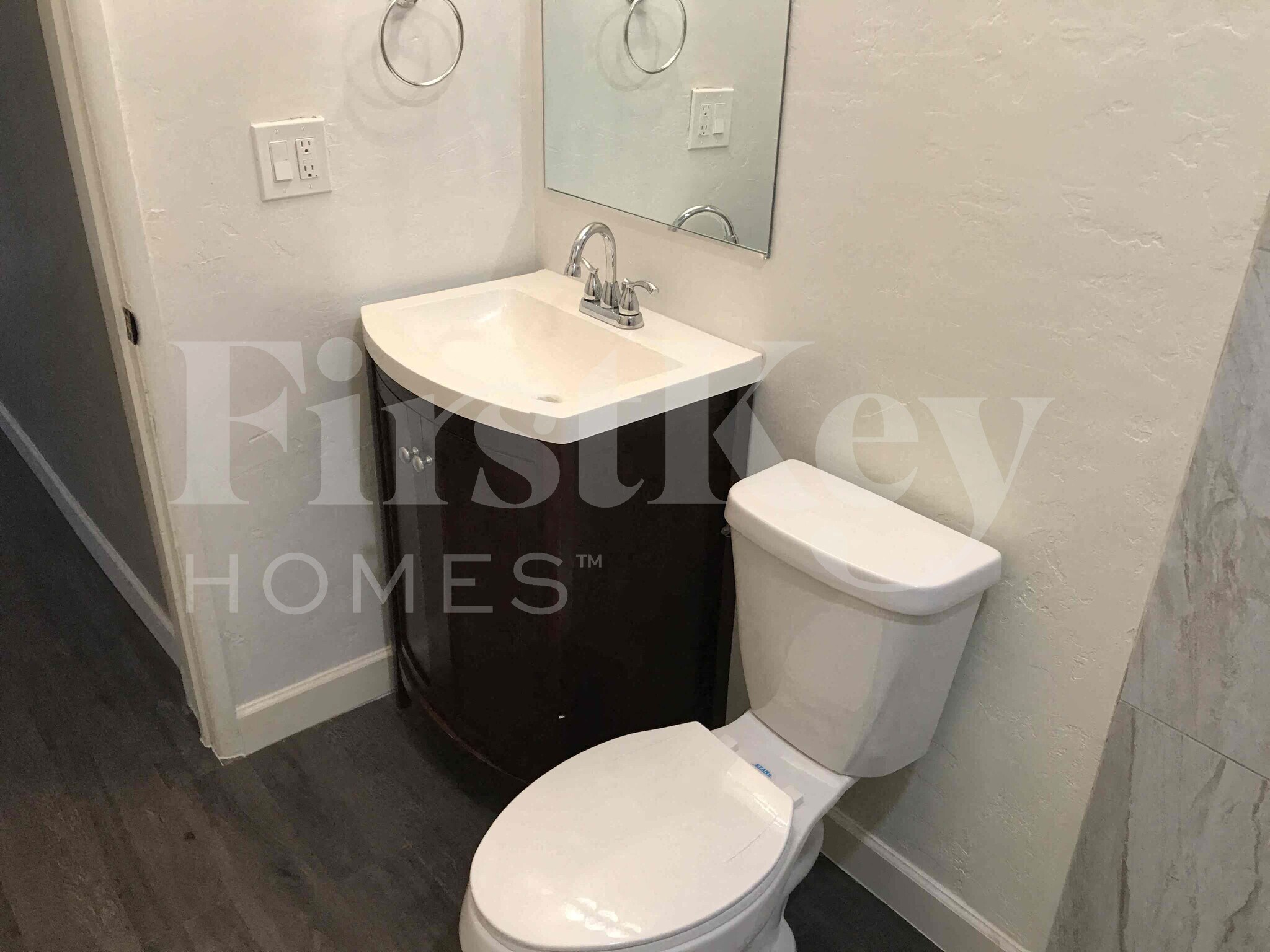 Building Photo - 4319 N 15th Ave