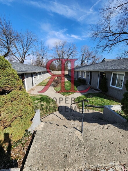 Building Photo - 75 W Moler St