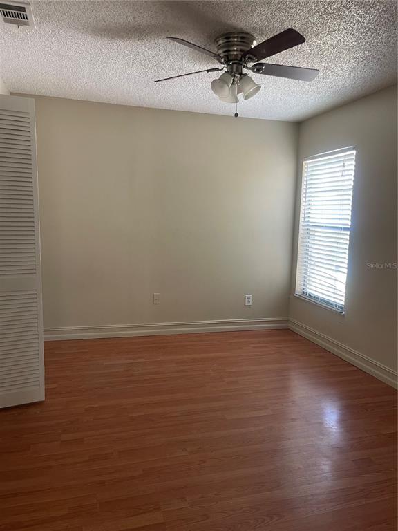 Building Photo - 1618 Bobolink Ln