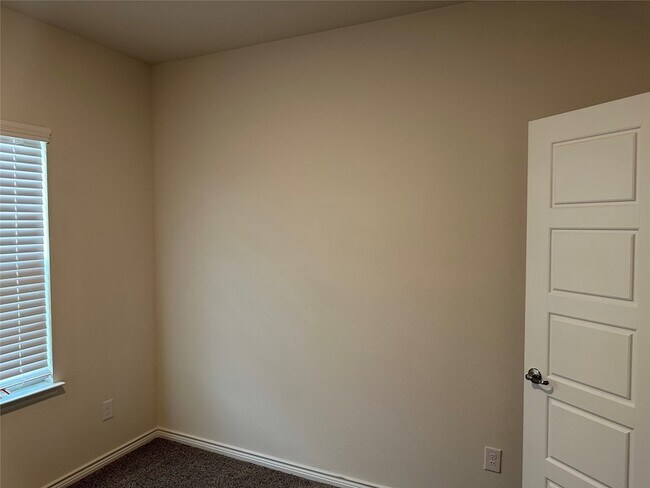 Building Photo - 5301 Austen Ave