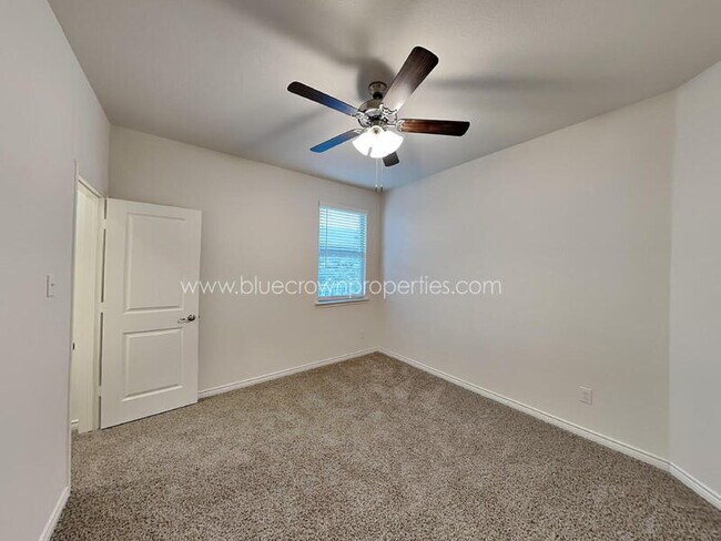 Building Photo - 11208 Shady Mdws Wy