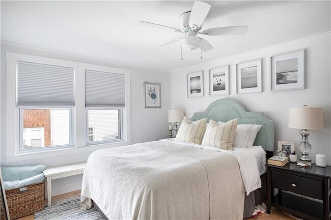 Building Photo - 22 Dearborn St