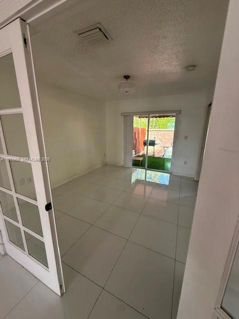 Building Photo - 12617 NW 11th Ln