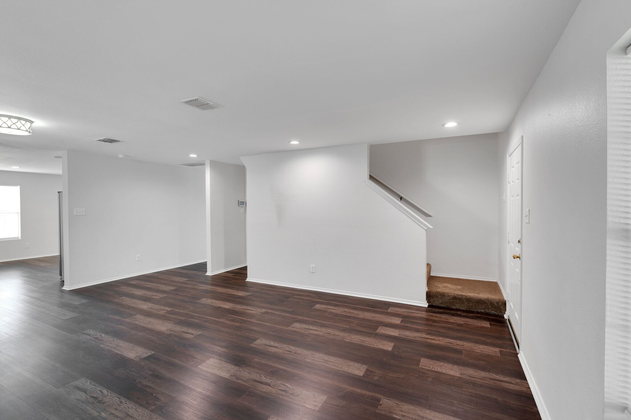 Building Photo - 1205 Saltgrass Dr