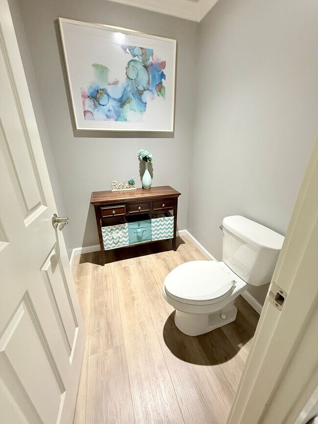 Building Photo - A stunning home in desirable Stendahl Ridge!