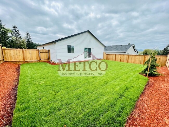 Building Photo - New Construction Home in Veneta!