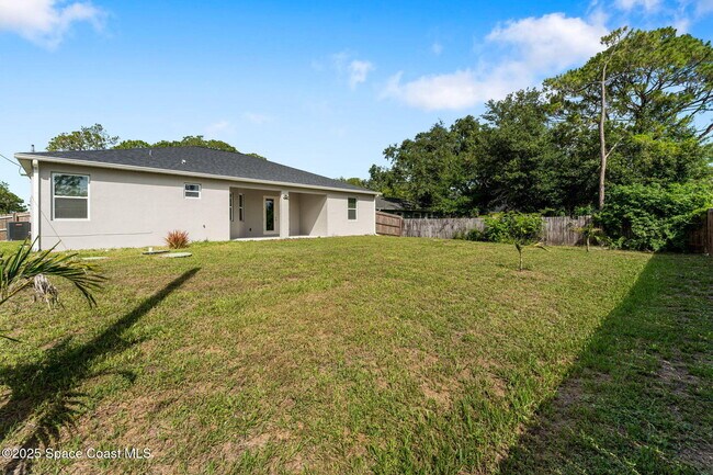 Building Photo - 295 San Marino Rd SW