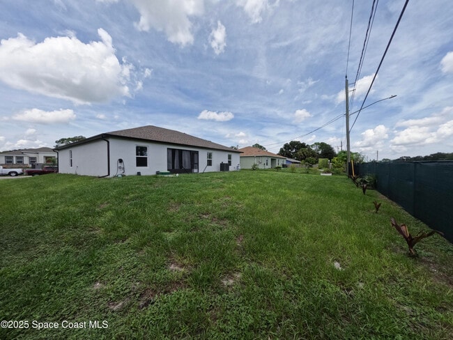 Building Photo - 259 Wilton Ave SW