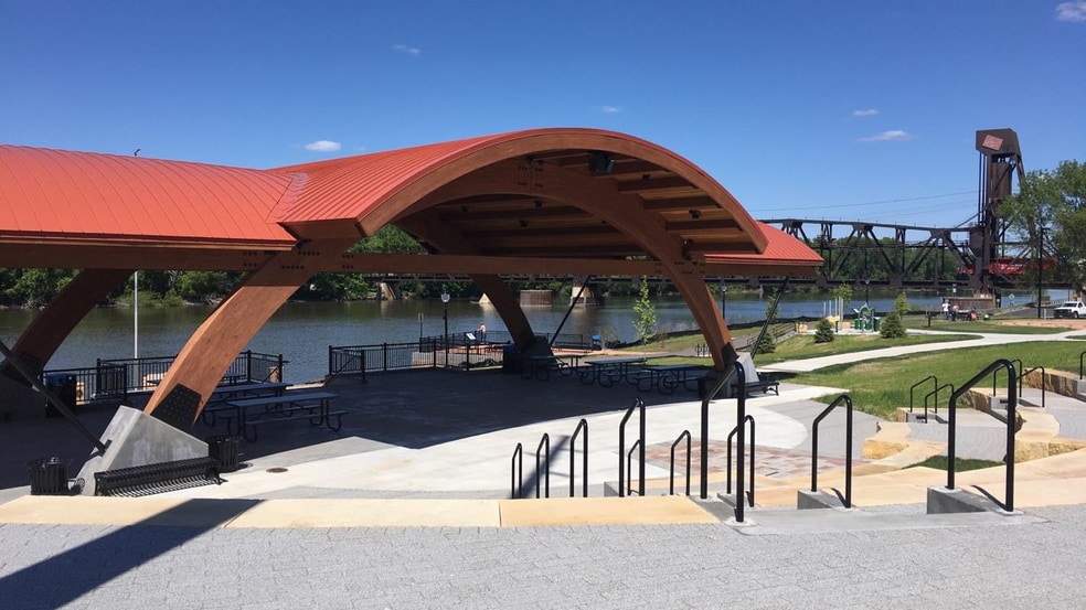 Building Photo - 2104 Spring St