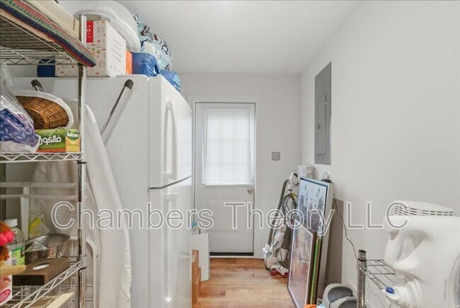 Building Photo - 9221 Talisman Dr