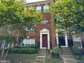 Building Photo - 1310 Saunders Dr