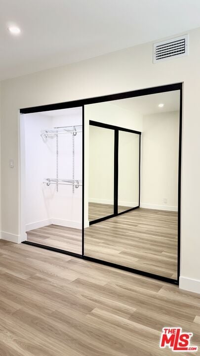 Building Photo - 414 N Palm Dr