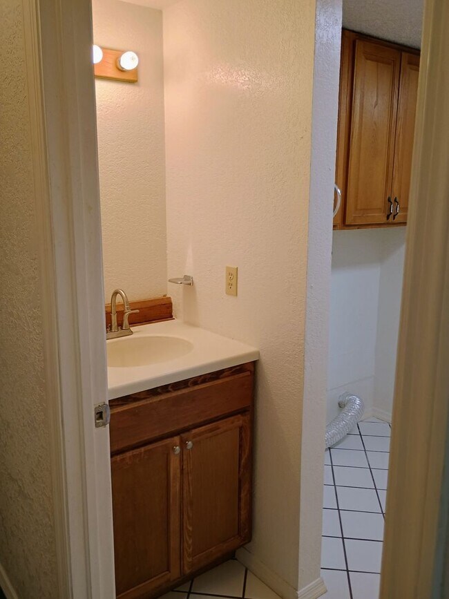 Building Photo - 12740 Co Rd 687