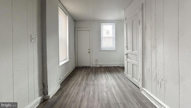 Building Photo - 56 N Dewey St