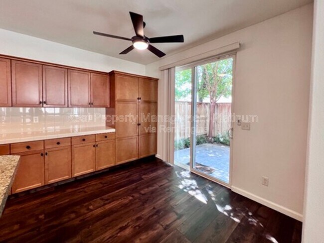 Building Photo - 1766 Glen Oban Ln