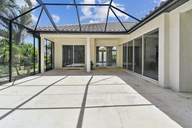 Building Photo - 13792 Long Lake Ln