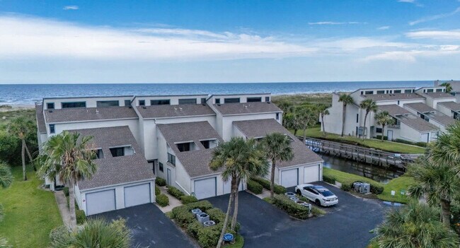 Building Photo - 890-A1A A1A Beach Blvd